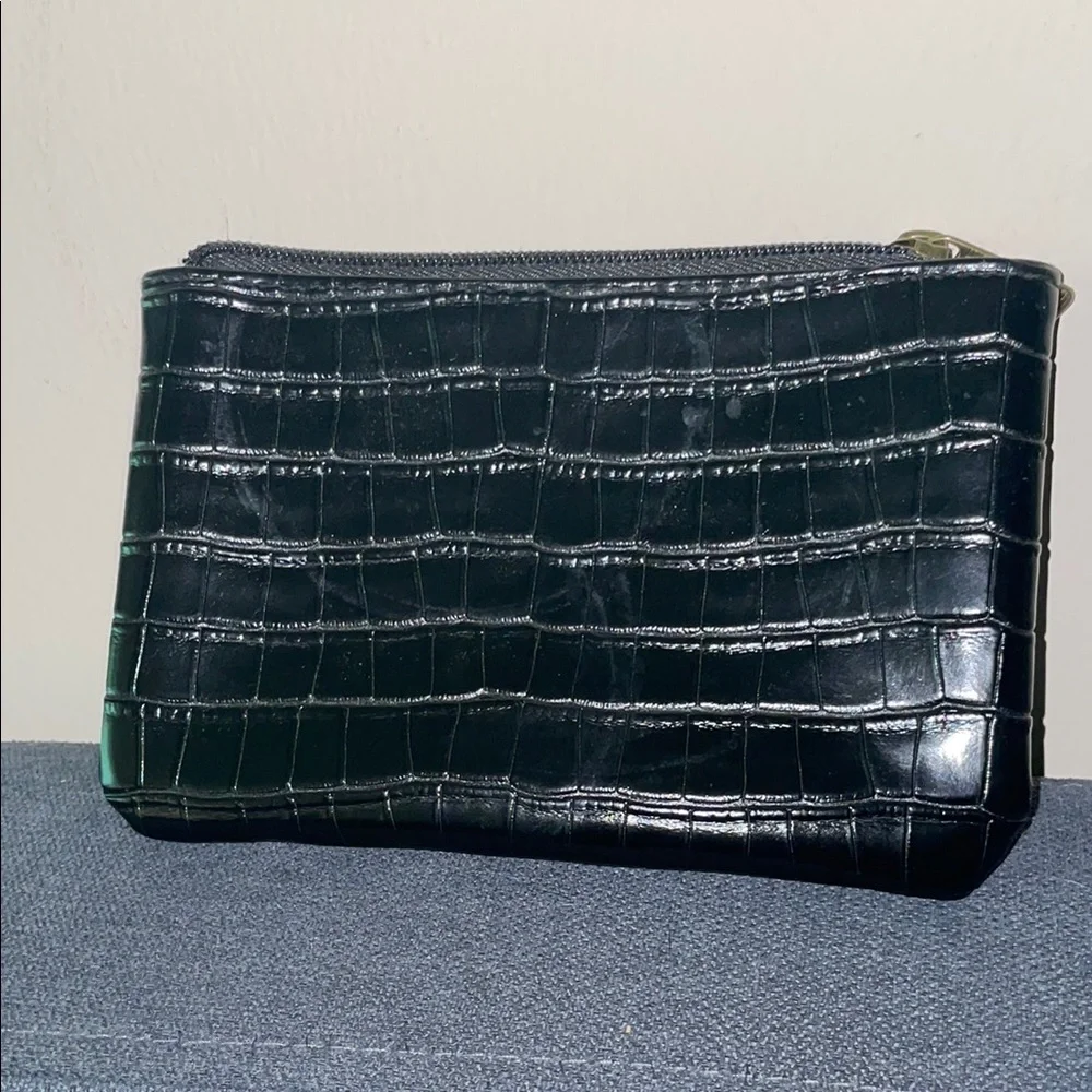 Black Crocodile-Embossed  Bag - Picture 2 of 4